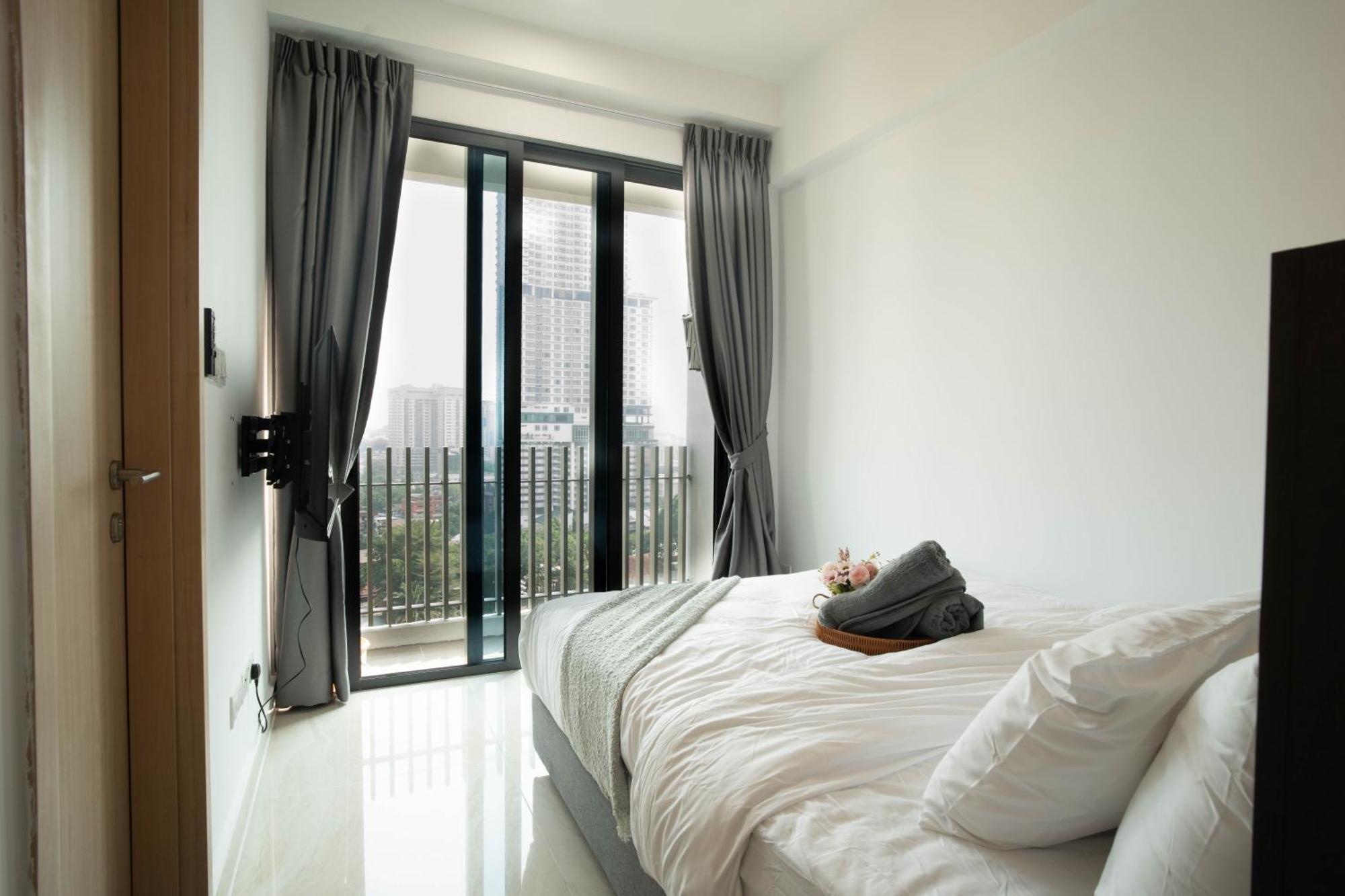 The Colony By Infinitum Best Pool View Klcc Trx Merdeka 118 Kl Tower Kuala Lumpur Exterior foto